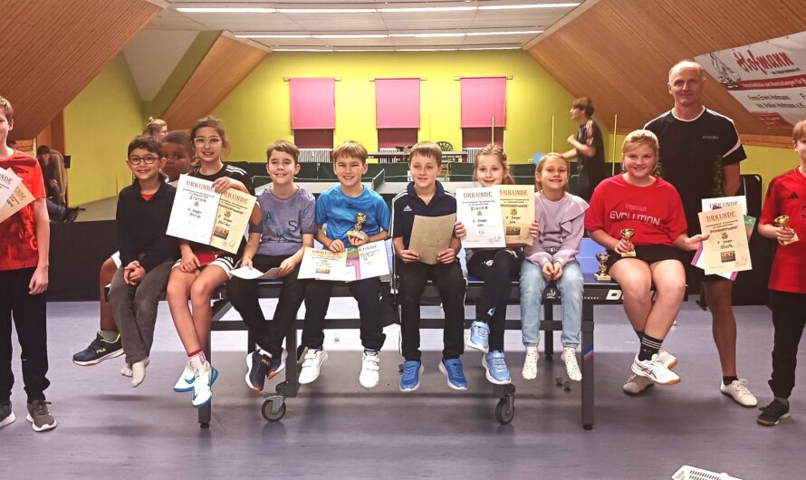 Spaß mit Tischtennis bei den „mini-Meisterschaften“